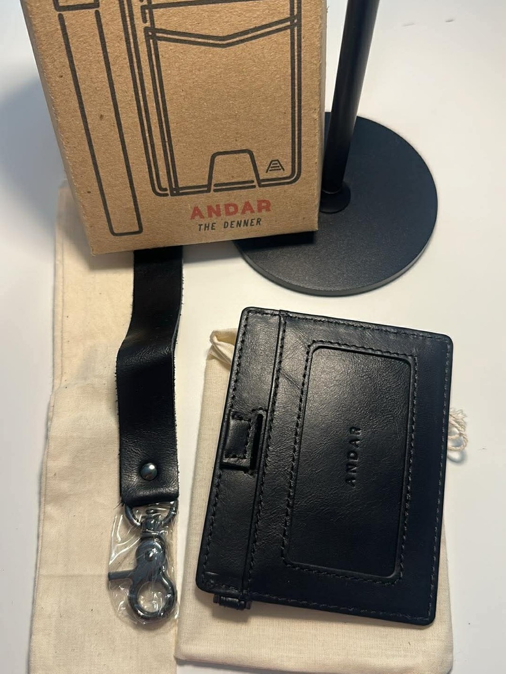 ANDAR Black Denner Leather Card & Key Wallet
